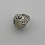 Gouden ring met diamanten en opaal natuurlijk